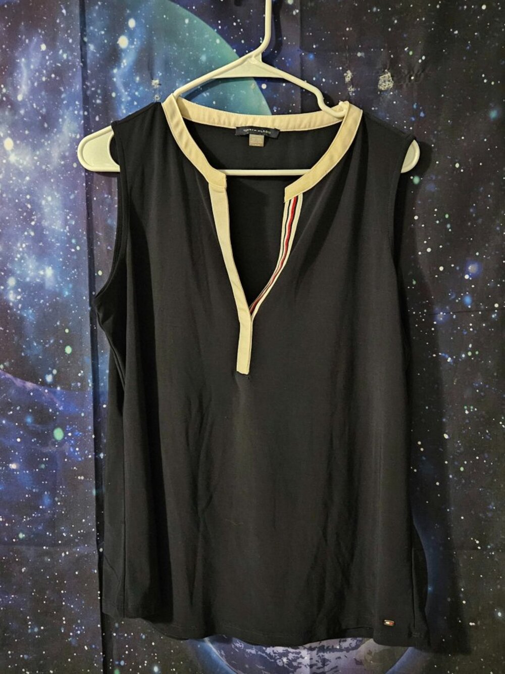Tommy Hilfiger Womens Large Black Sleeveless V-Neck Top Blouse Ribbon Trim